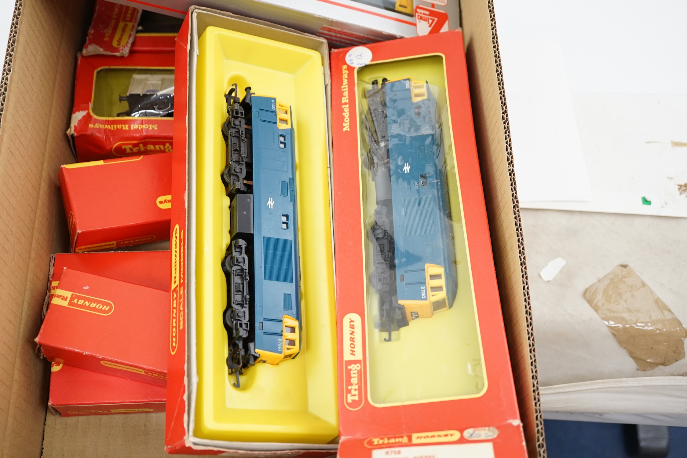 Twenty-three 00 gauge model railway items by Hornby Railways, Lima, etc. including eleven locomotives; a BR Class 50 diesel locomotive, three Hymek diesel locomotives, etc. together with freight wagons, etc. many items b